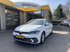 Volkswagen Polo - 1.0 TSI Style Automaat Airco Navi Carplay