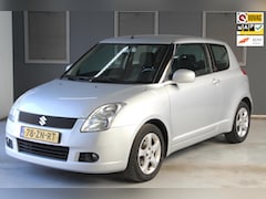 Suzuki Swift - 1.5 Exclusive