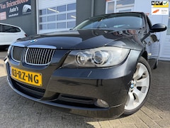 BMW 3-serie - 318i Dynamic Executive 6 bak met parkeersensoren en airco en cruise controle