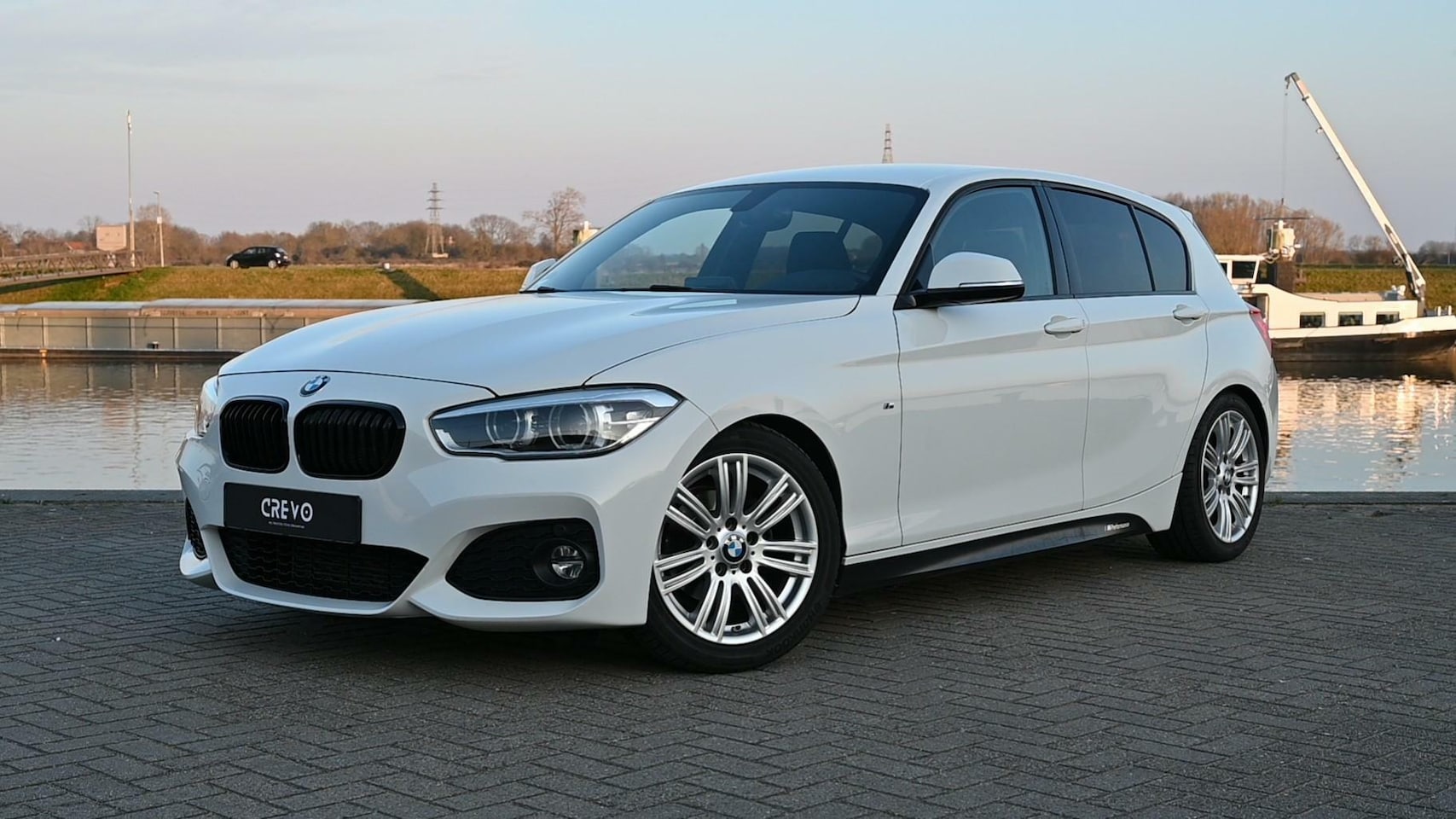 BMW 1-serie - 118i | M-Sport | LCI | LED | Alcantara | - AutoWereld.nl