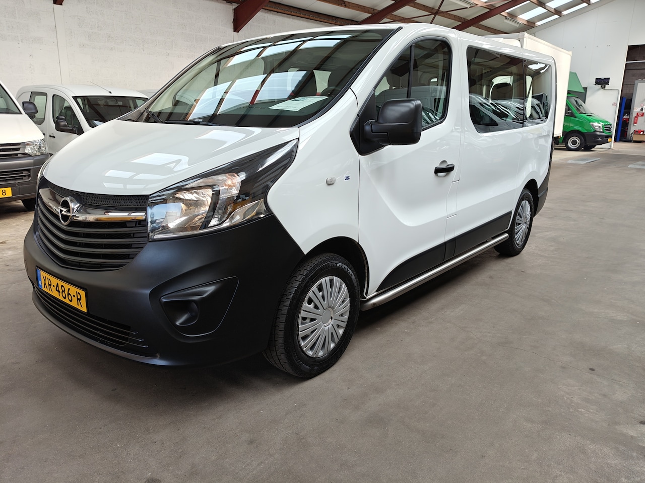 Opel Vivaro Combi - 1.6 CDTI 9 PERSONENBUS BTW vrij - AutoWereld.nl