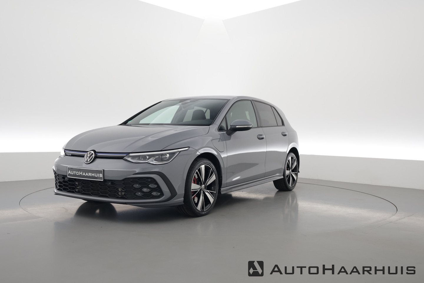 Volkswagen Golf - 1.4 eHybrid GTE | Navi | Mistlampen | Apple CarPlay | Stoel- Stuurverw. | IQ. Light | - AutoWereld.nl