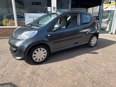 Peugeot 107 - 1.0-12V XR