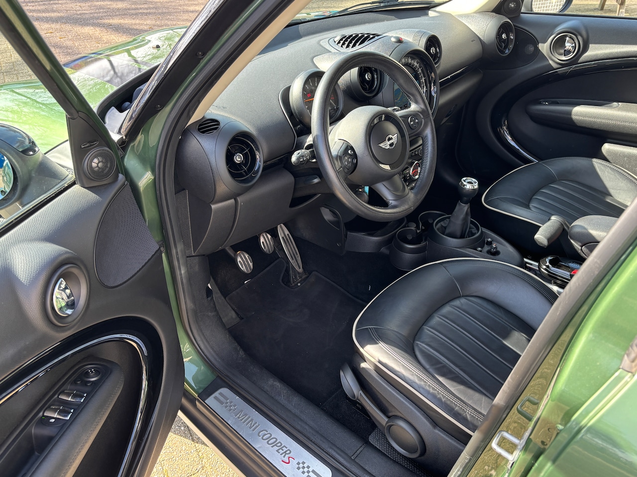 MINI Countryman - 1.6 Cooper S ALL4 Knockout Edition | Leder sportstoelen. 5-zits. Navi. Xenon.