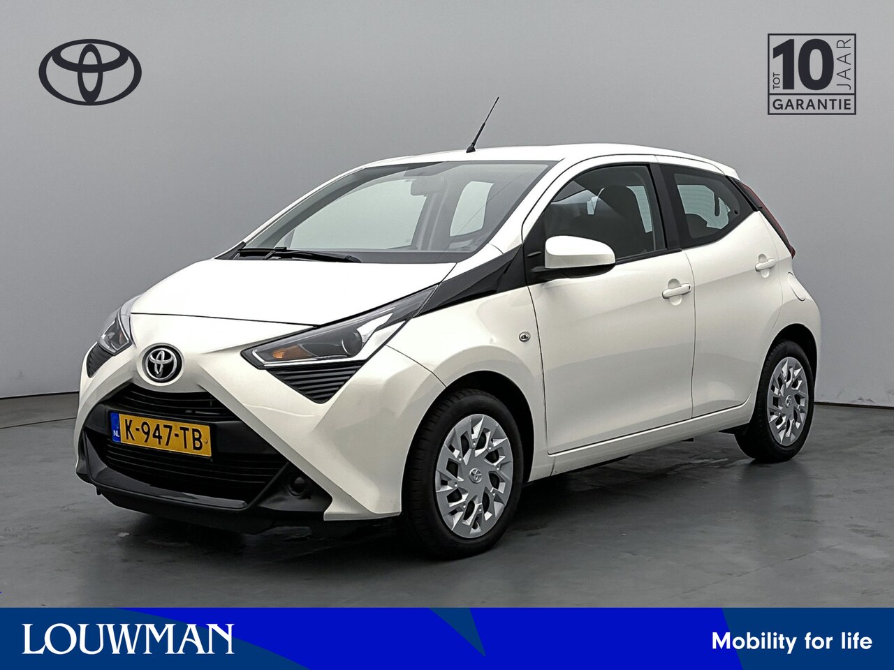 Toyota Aygo - 1.0 VVT-i x-play | 1e Eigenaar | BTW'er | Camera | - AutoWereld.nl