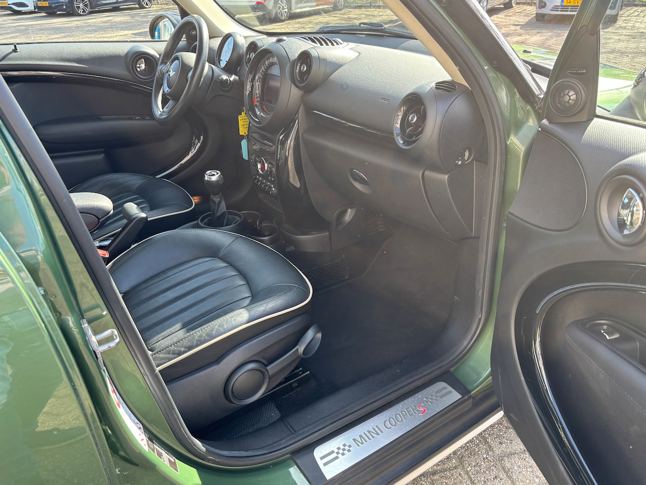 MINI Countryman - 1.6 Cooper S ALL4 Knockout Edition | Leder sportstoelen. 5-zits. Navi. Xenon.