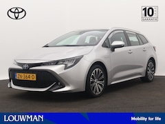 Toyota Corolla Touring Sports - Touring Sports 2.0 Hybrid First Edition Automaat | Navigatie | Achteruitrijcamera |