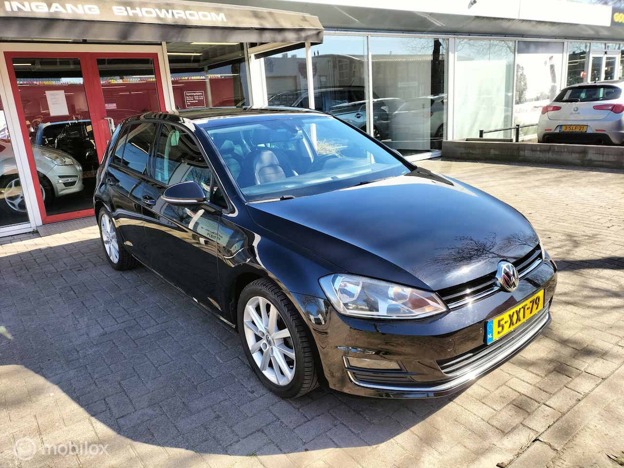 Volkswagen Golf - 1.2 TSI *Business Edition*BOMVOL|CLIMA|NAVI| - AutoWereld.nl