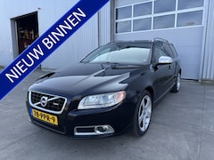 Volvo V70 - 2.0T R-Edition SUPERMOOI. CLIMA.CRUISE. TREKHAAK