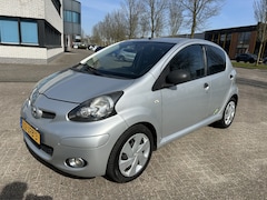 Toyota Aygo - 1.0-12V + AIRCO NAVI ELEKT-PKKT NAP