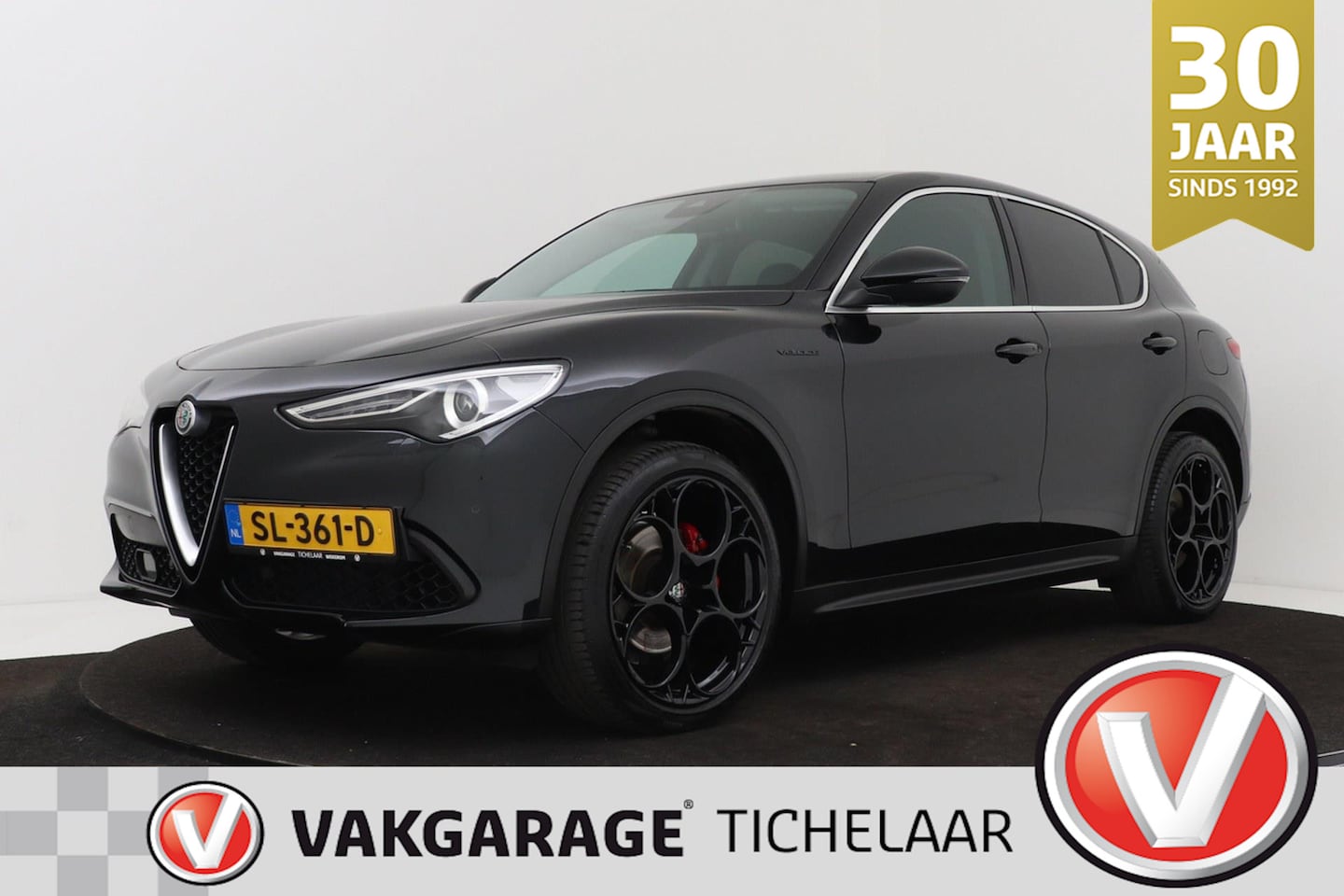 Alfa Romeo Stelvio - 2.0 T AWD Super | Trekhaak | Org NL | Camera | Navigatie | 61.000 KM! | - AutoWereld.nl