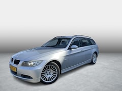 BMW 3-serie Touring - 318i Business Line Navi