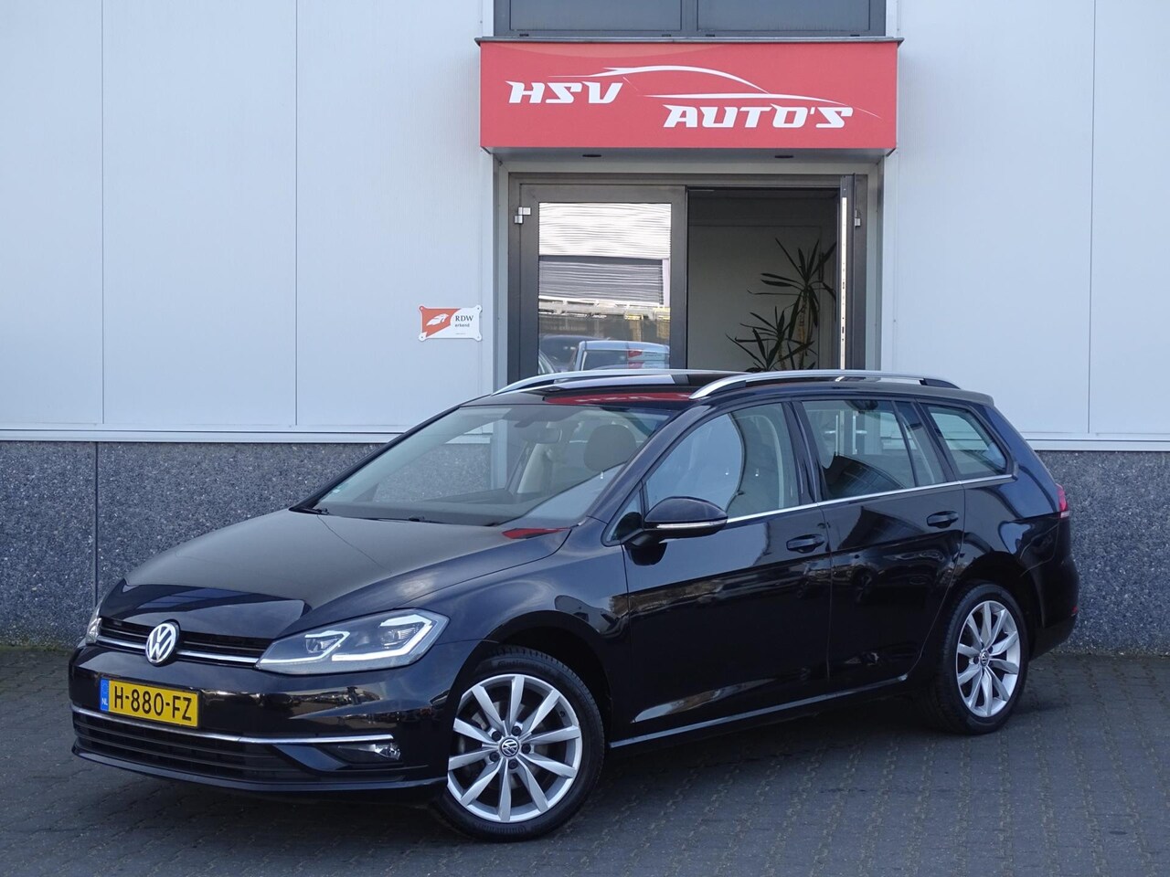 Volkswagen Golf Variant - 1.0 TSI Highline navi LM 1e eig org NL - AutoWereld.nl