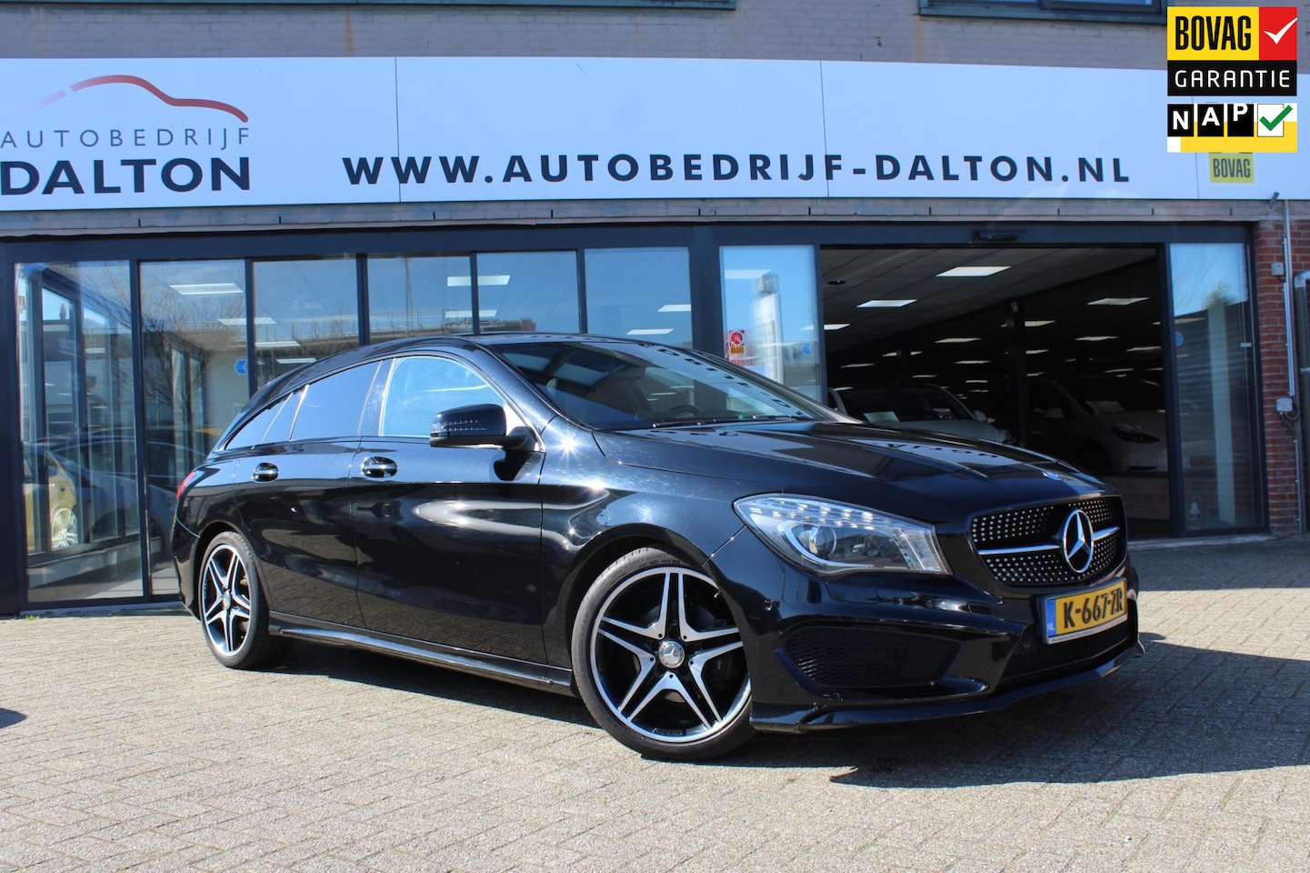 Mercedes-Benz CLA-klasse Shooting Brake - AUTOMAAT / AMG-LINE / PANODAK ELECTR. / NAVIGATIE - AutoWereld.nl