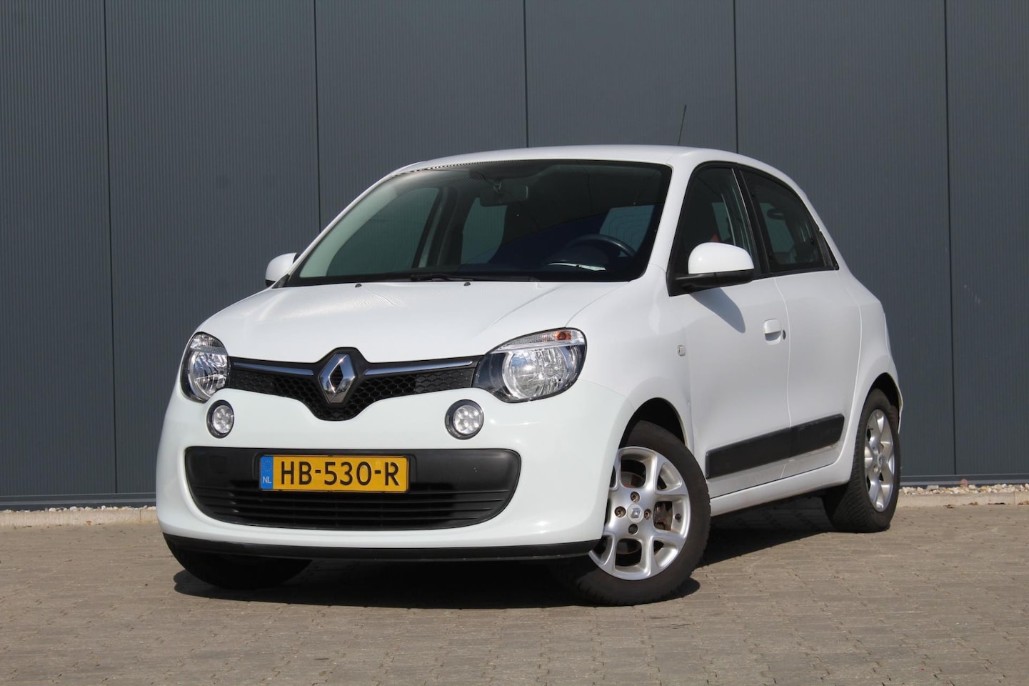 Renault Twingo - 1.0 SCe Expression | Airco | Bluetooth | NAP | APK | - AutoWereld.nl