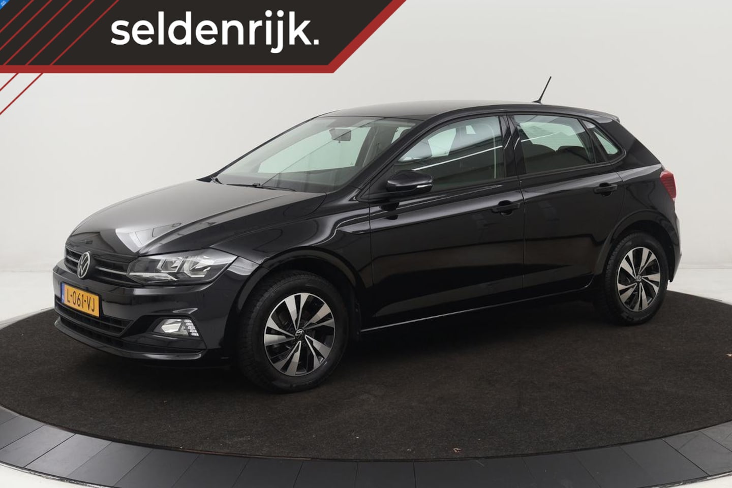 Volkswagen Polo - 1.0 TSI Comfortline | Carplay | Adaptive cruise | Navigatie | Airco | Bluetooth | DAB | Li - AutoWereld.nl