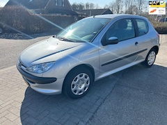 Peugeot 206 - 1.1 Pop' Art