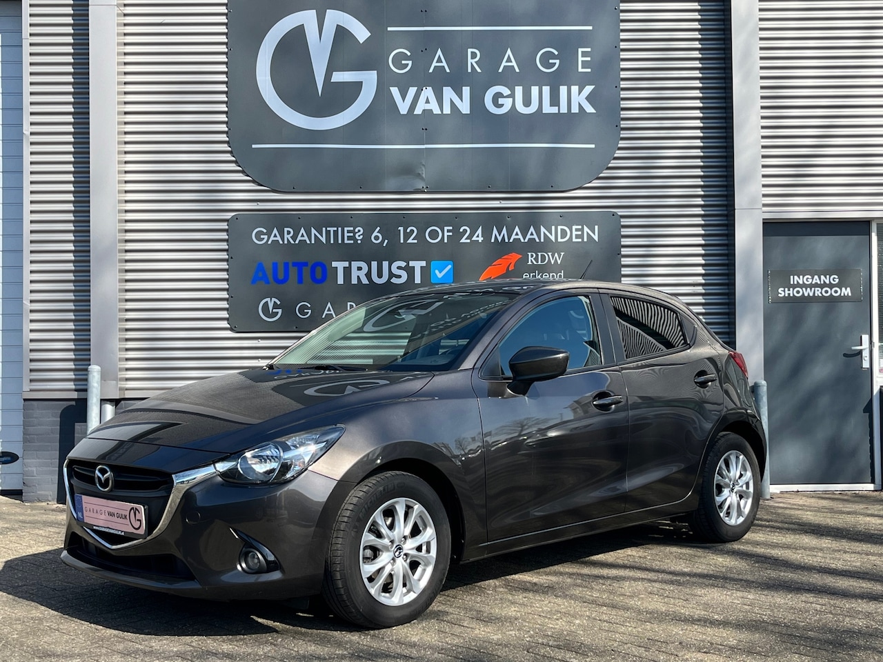 Mazda 2 - 1.5 Skyactiv-G 5 deuren Airco,Navi,Cruise,Stoelverwarming,Isofix,Parkeersensoren,Lmv,Bluet - AutoWereld.nl