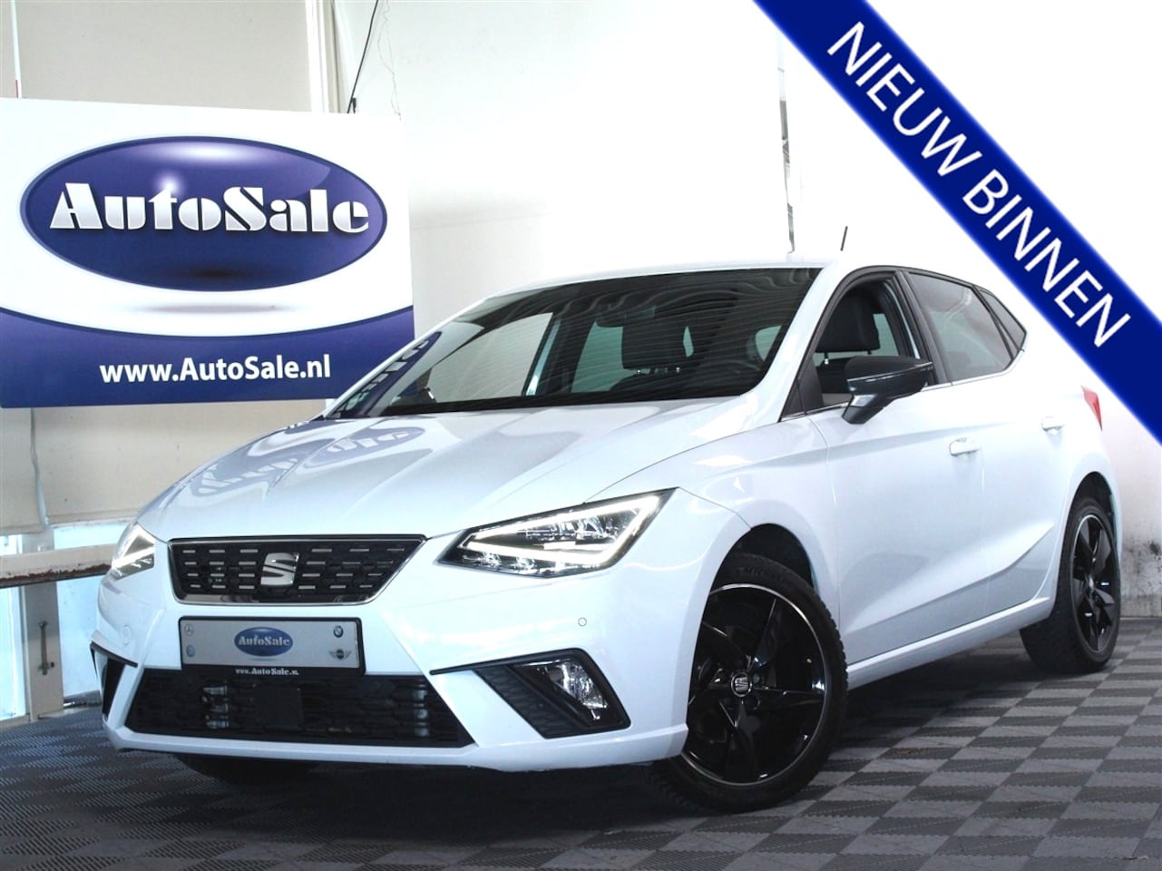 Seat Ibiza - 1.0 TSI FR DSG BEATS VIRTUAL CARPLAY LEDER CAMERA STOELVW '19 - AutoWereld.nl