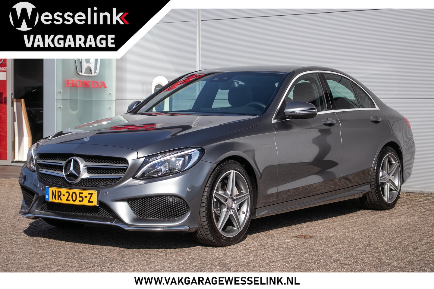 Mercedes-Benz C-klasse - 180 AMG Sport Edition automaat All-in rijklaarprijs | Dealerond. | Burmester | Wegkl. trek - AutoWereld.nl