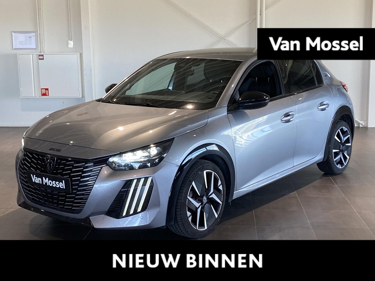 Peugeot 208 - 1.2 PureTech 100 GT | NAV | CARPLAY ANDROID AUTO | CAMERA ACHTER | CRUISE | 17 DKM | - AutoWereld.nl