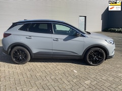 Opel Grandland X - 1.6 Turbo Hybrid4 Ultimate Grijs Gewrapt