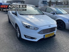 Ford Focus Wagon - 1.5 Titanium Edition navi LM 4-deurs