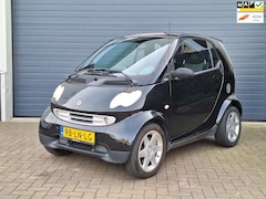 Smart City-coupé - | & pulse | Leuke kilometerstand | Panorama dak |