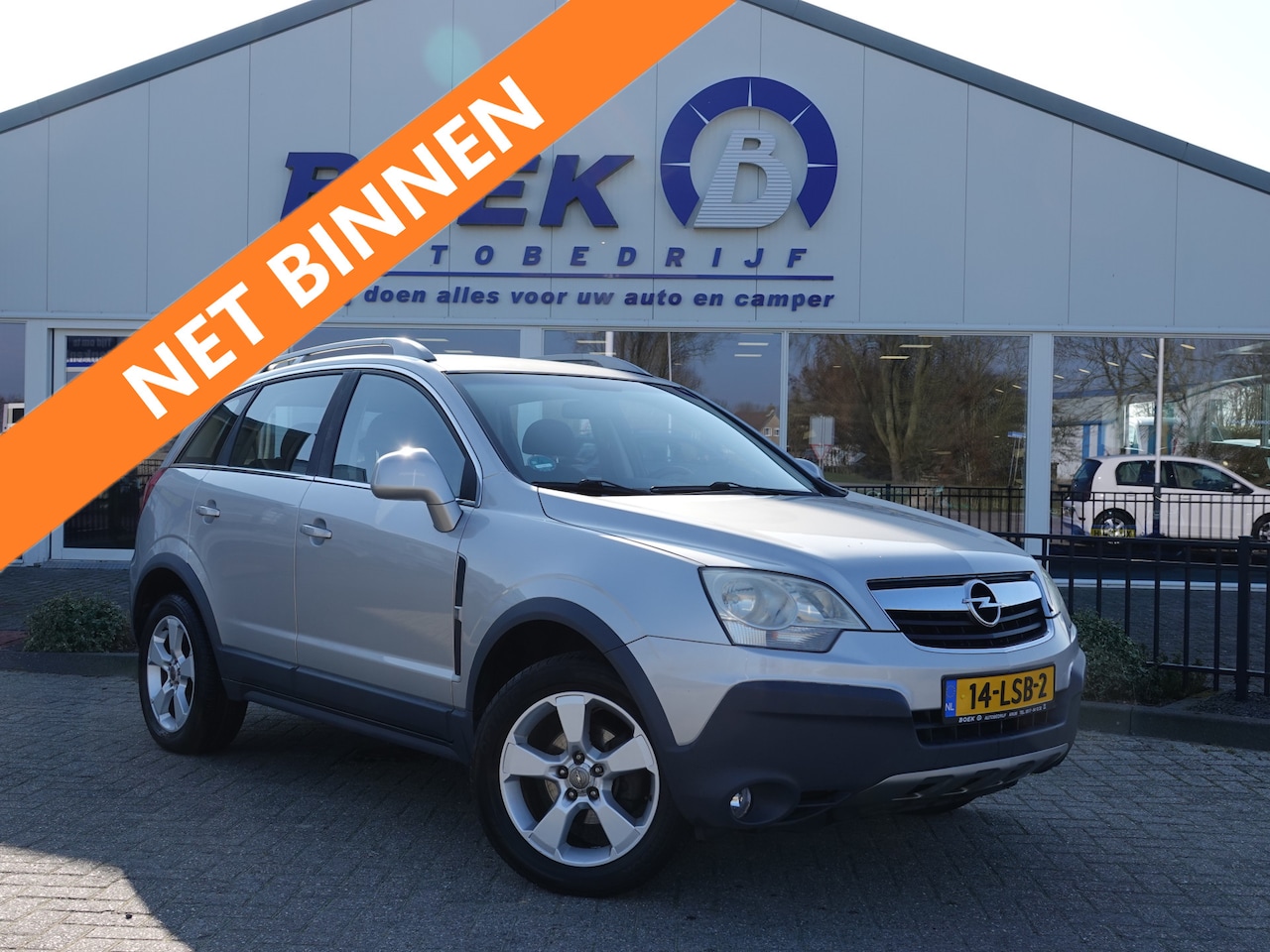 Opel Antara - 2.4-16V 140PK Enjoy LAGE KM-STAND | TREKHAAK | NWE APK | LMV - AutoWereld.nl