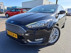 Ford Focus - 1.0 Titanium CLIMA/CRUISE/CAMERA/STOELVERWARMING