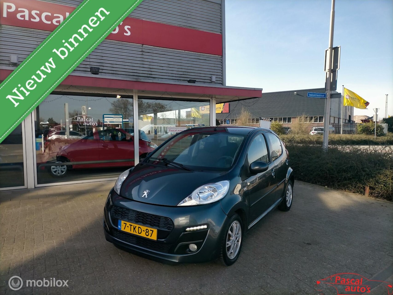 Peugeot 107 - 1.0 Envy lm velgen nap apk airco - AutoWereld.nl