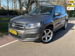 Volkswagen Tiguan - 1.4 TSI Comfort&Design Edition Clima PDC