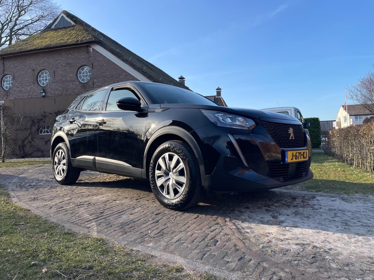 Peugeot 2008 - 1.2 PureTech Active-NL auto-1 eigenaar-Carplay- - AutoWereld.nl