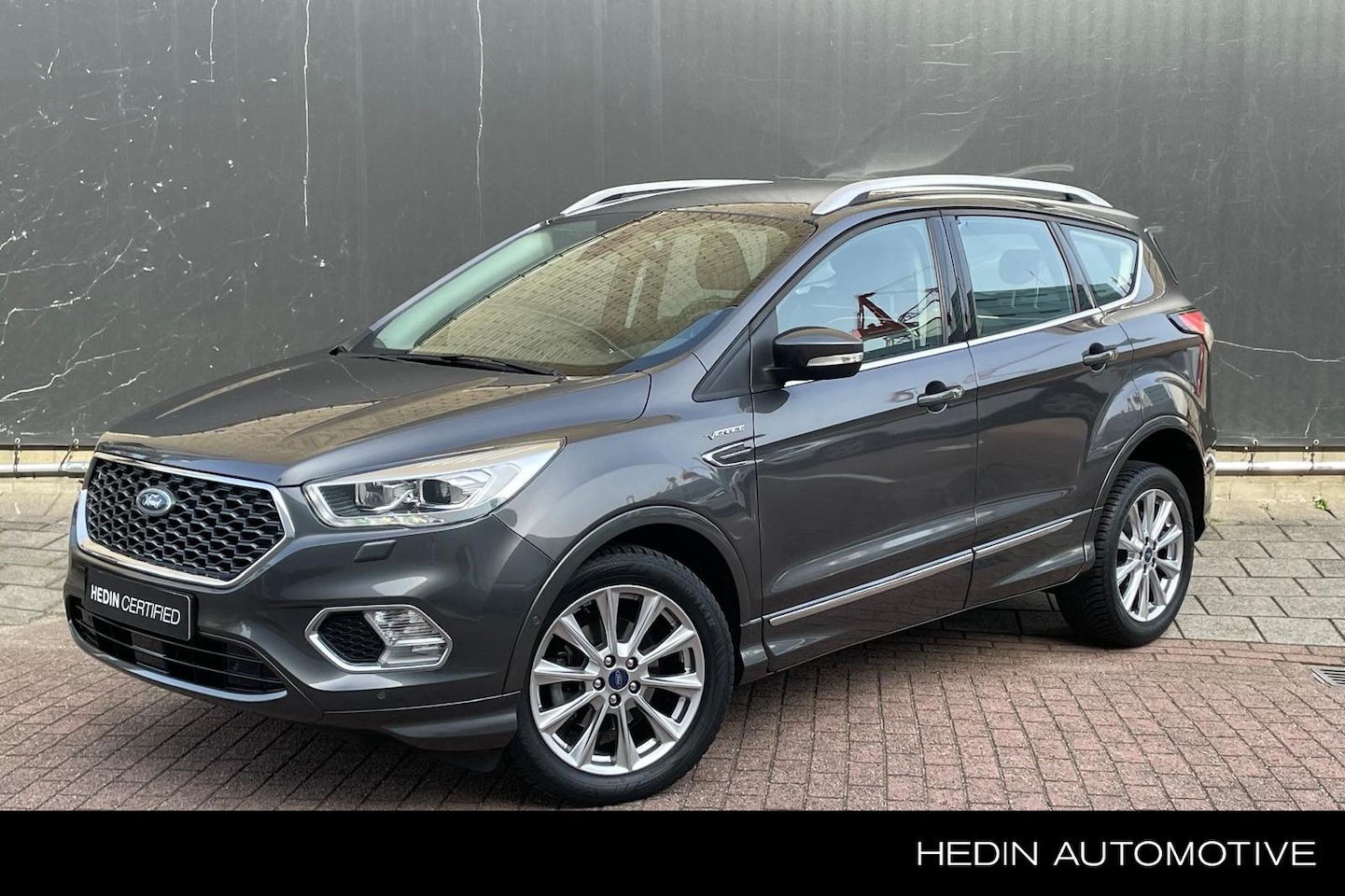 Ford Kuga - 1.5 EcoBoost Vignale | Stoel + Stuurverwarming | Lederen Bekleding | Elektrisch Verstelb. - AutoWereld.nl