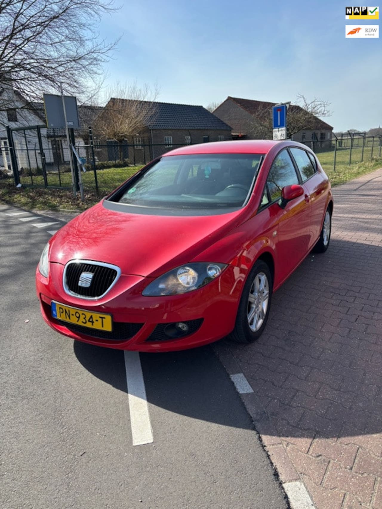 Seat Leon - 2.0 FSI Reference 2.0 FSI Reference - AutoWereld.nl