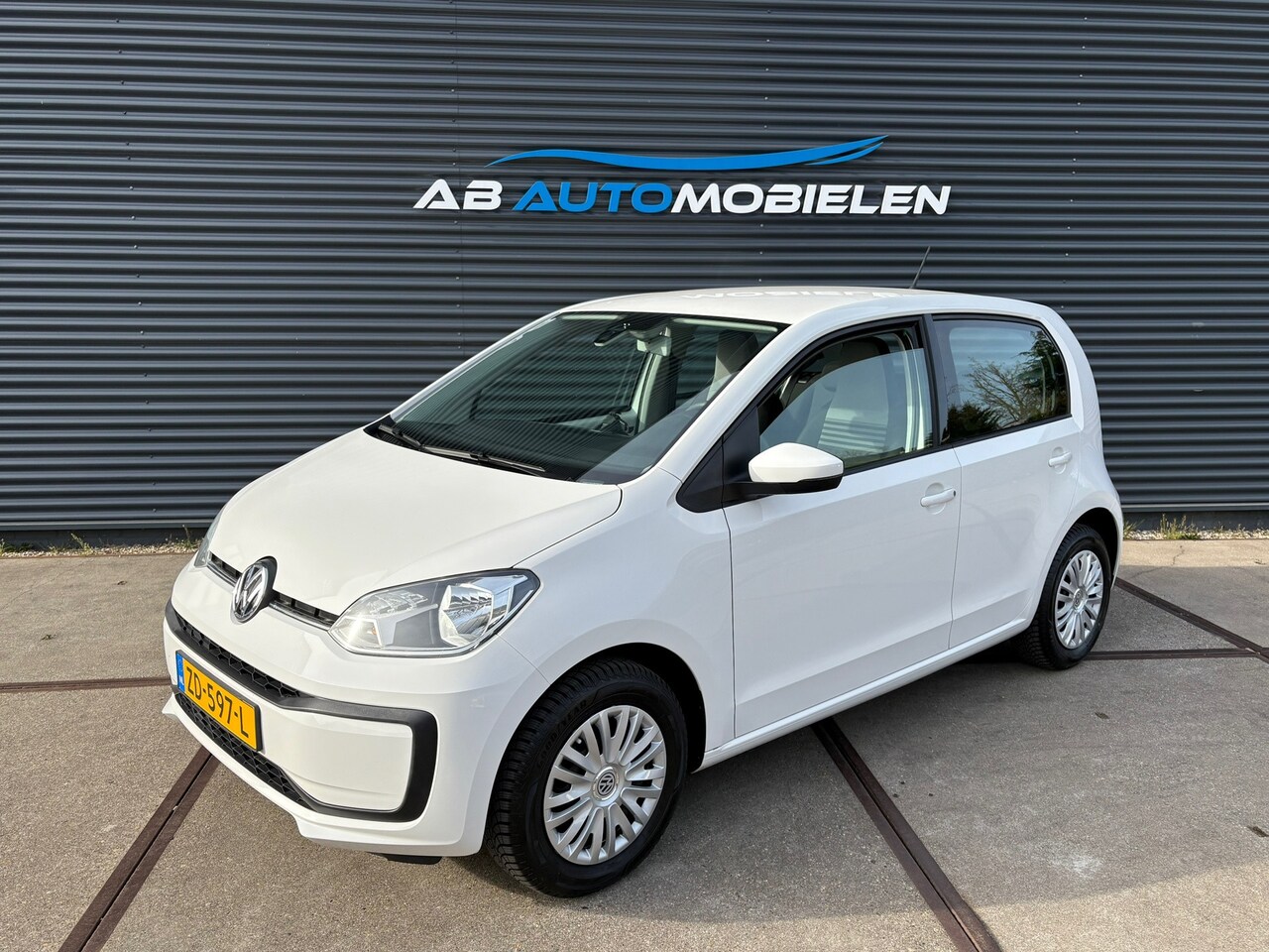 Volkswagen Up! - 1.0 BMT move up! 5 DEURS/ BLUETOOTH/ LED VERLICHTING - AutoWereld.nl