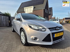 Ford Focus Wagon - 1.6 TI-VCT First Edition Met veel luxe en goed onderhouden