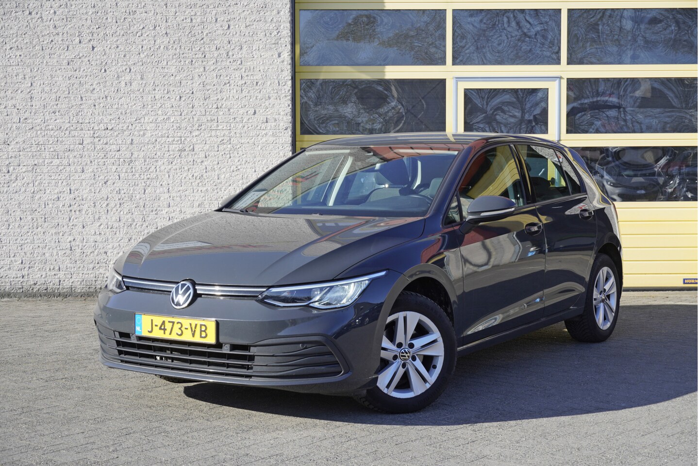 Volkswagen Golf - 1.0 TSI Life 5drs BJ2020 Lmv 16" | Led | Pdc | Navi | App-Connect | Dashboard verlichting - AutoWereld.nl