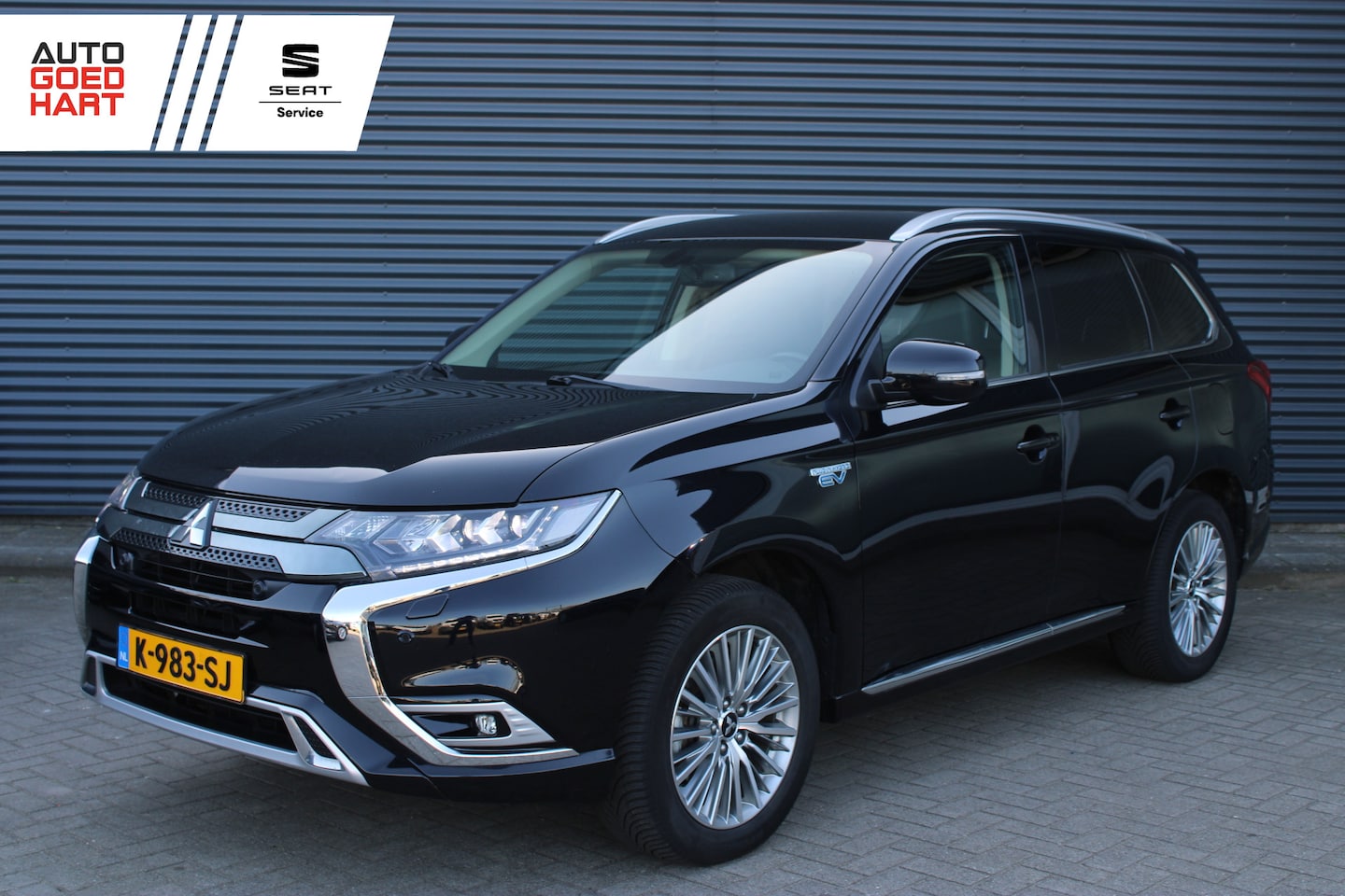 Mitsubishi Outlander - 2.4 PHEV Intense Leer/Alcantara Full-Led Camera - AutoWereld.nl