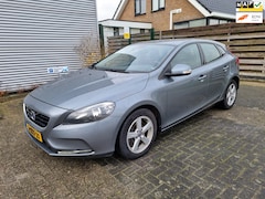 Volvo V40 - 2.0 D4 Momentum Business 190pk Bj:2014 NAP