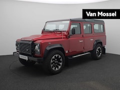 Land Rover Defender - Works V8 70th Jubileum Uniek | 7-zits | Classic original Rebuild | 302 kw/395 Pk