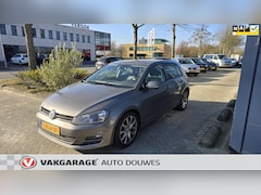 Volkswagen Golf - 1.2 TSI Highline | NAP | Automaat | 5drs. | Stoelverwarming | Navigatie