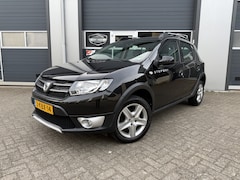 Dacia Sandero Stepway - 0.9 TCe Lau. NAP Trekhaak Leer PDC Airco