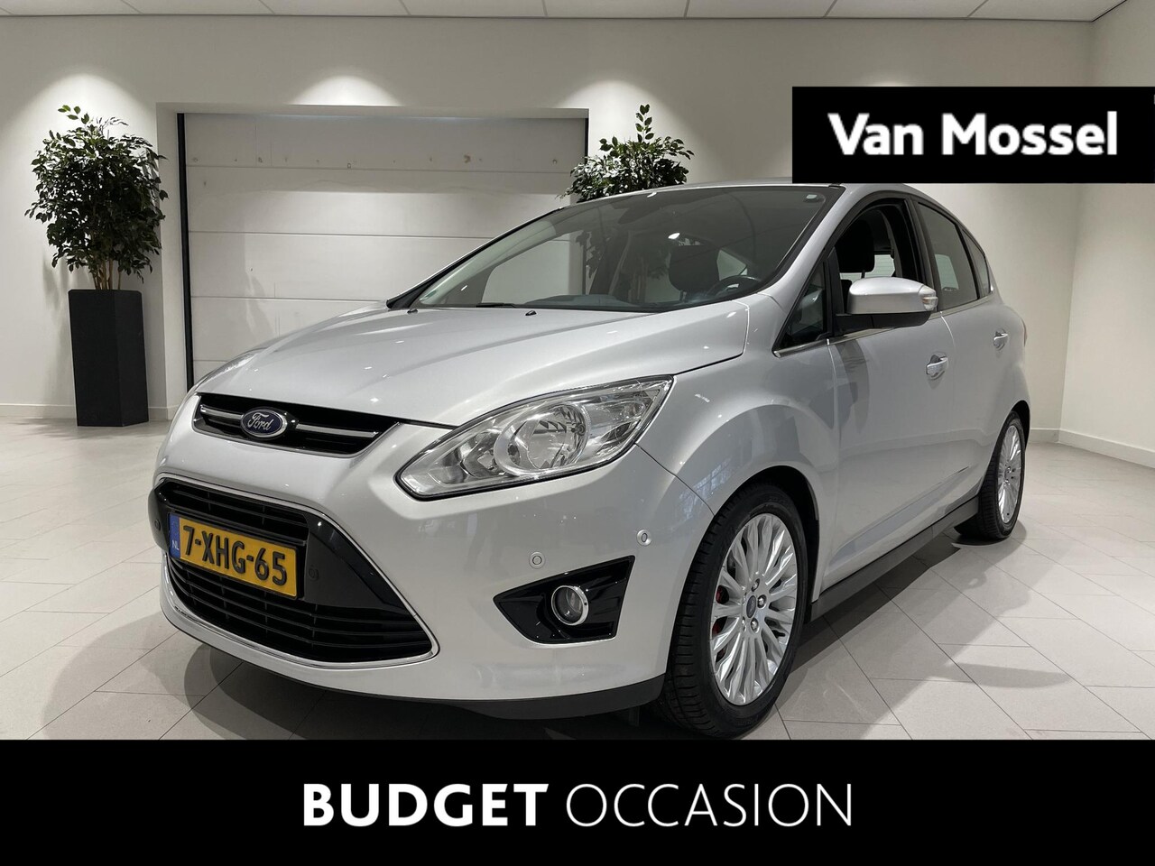 Ford C-Max - 1.0 Edition Plus 125 PK | Voorruitverwarming | Bluetooth | Trekhaak | Park Assist | Achter - AutoWereld.nl