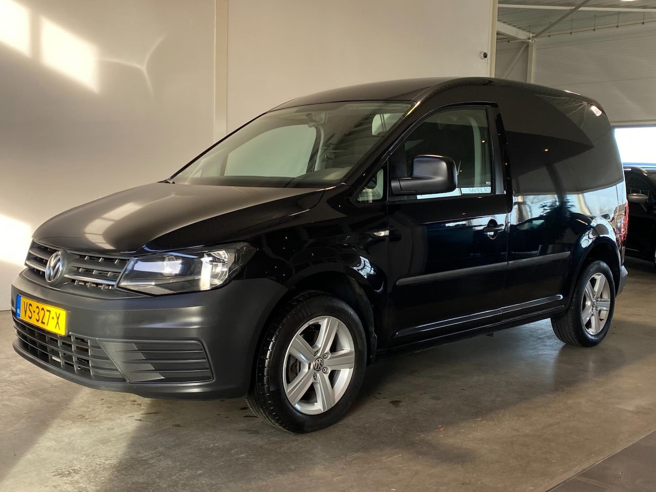 Volkswagen Caddy - 2.0 TDI Airco Cruise Trekhaak LM-velgen - AutoWereld.nl