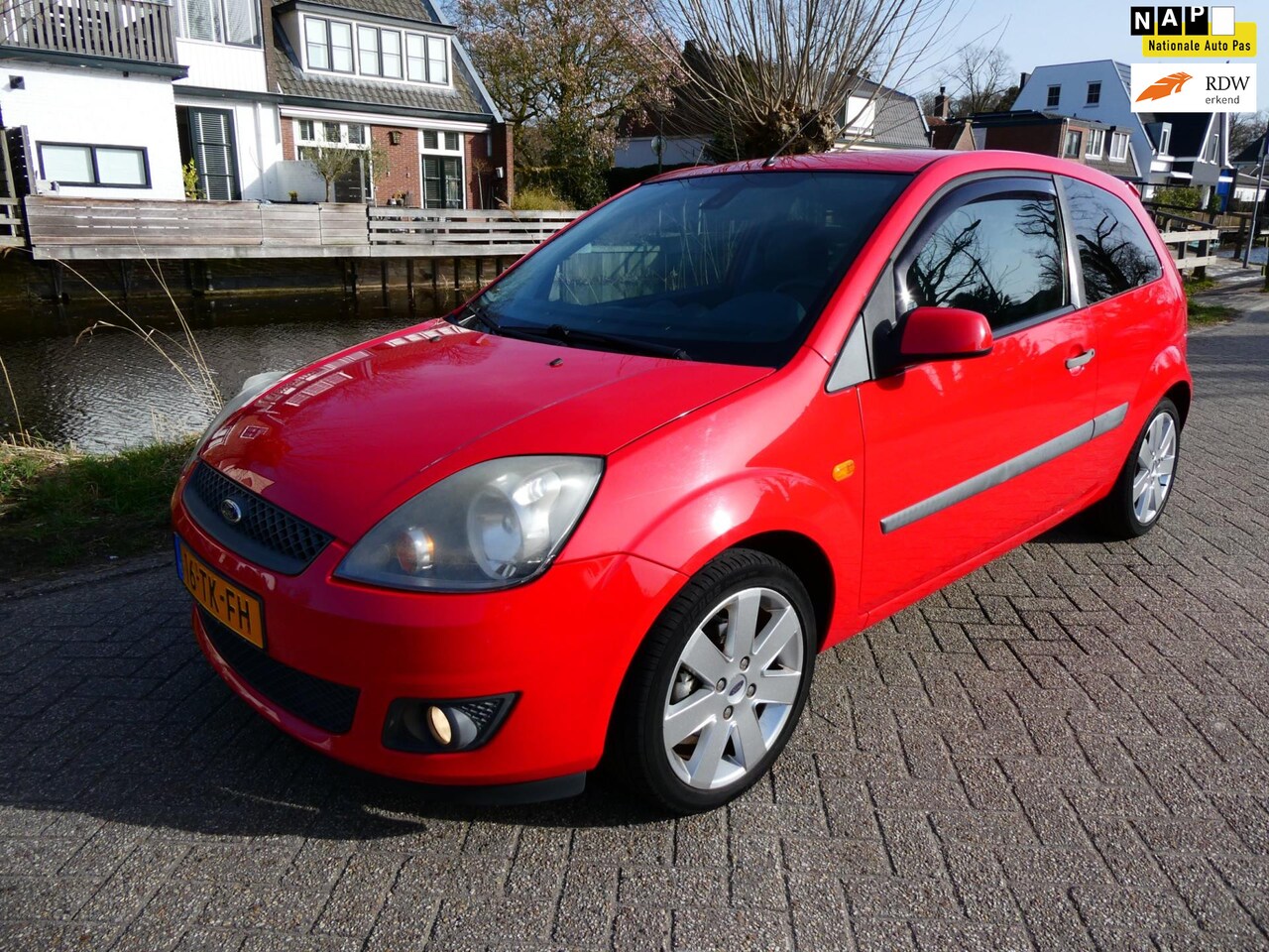 Ford Fiesta - 1.3-8V ST-interieur Airco Keurige liefhebber-auto Historie - AutoWereld.nl