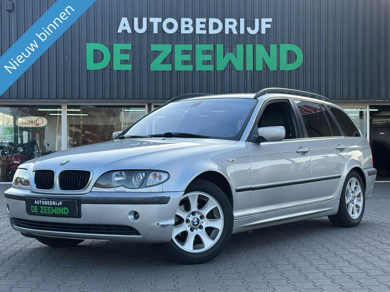 BMW 3-serie Touring - 318i Executive|Leer|Automaat|Stoelverwarming - AutoWereld.nl