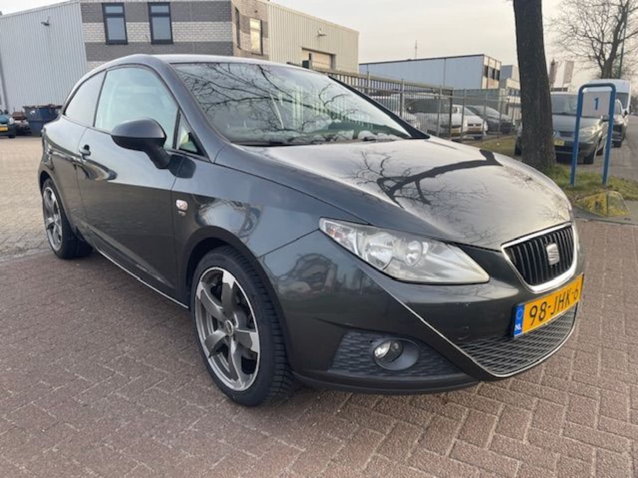 Seat Ibiza SC - 1.9 TDI 105pk Stylance Airco/ECC,Cruisecontrol,Navigatie APK 03-2026 - AutoWereld.nl