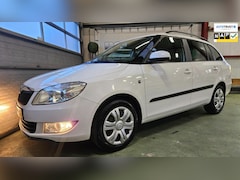 Skoda Fabia Combi - 1.2 TSI Sprint Pro Clima/Cruise/PDC/Navi/Trekhaak