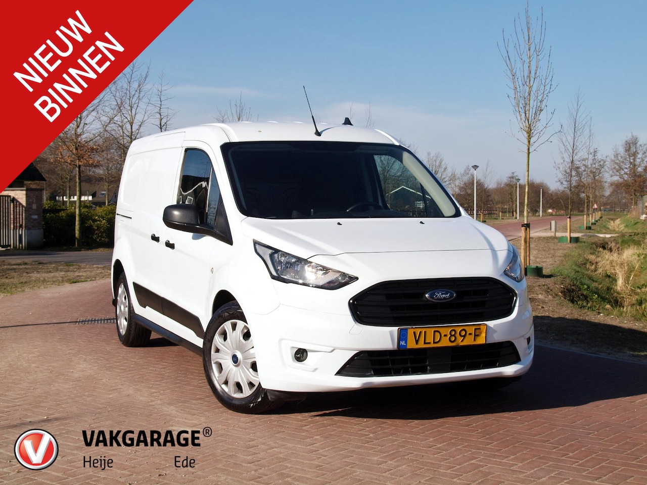 Ford Transit Connect - 1.5 EcoBlue L2 Trend | Camera | Apple Carplay | Cruise Control | Trekhaak | - AutoWereld.nl